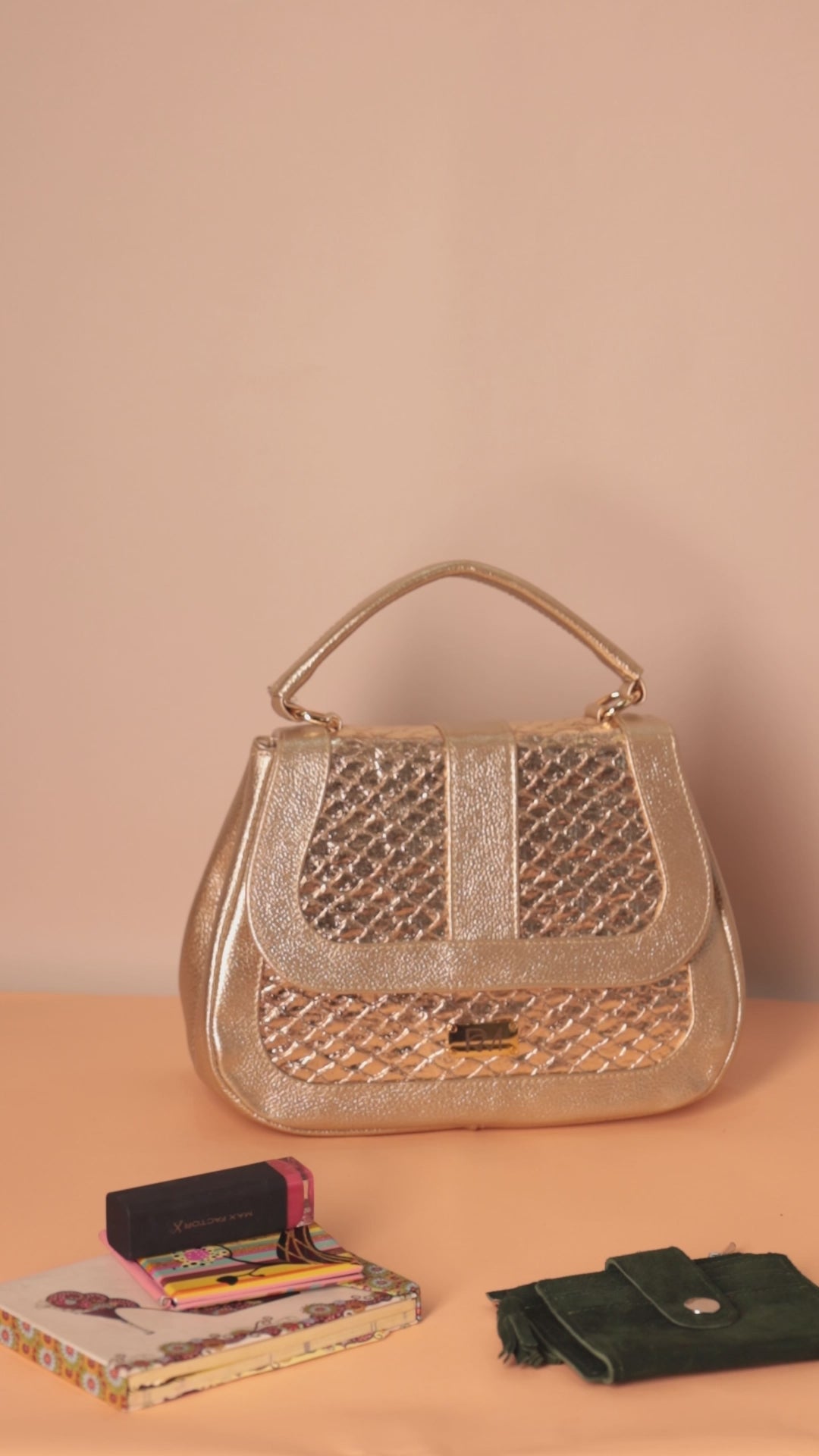 Cartera Carrie
