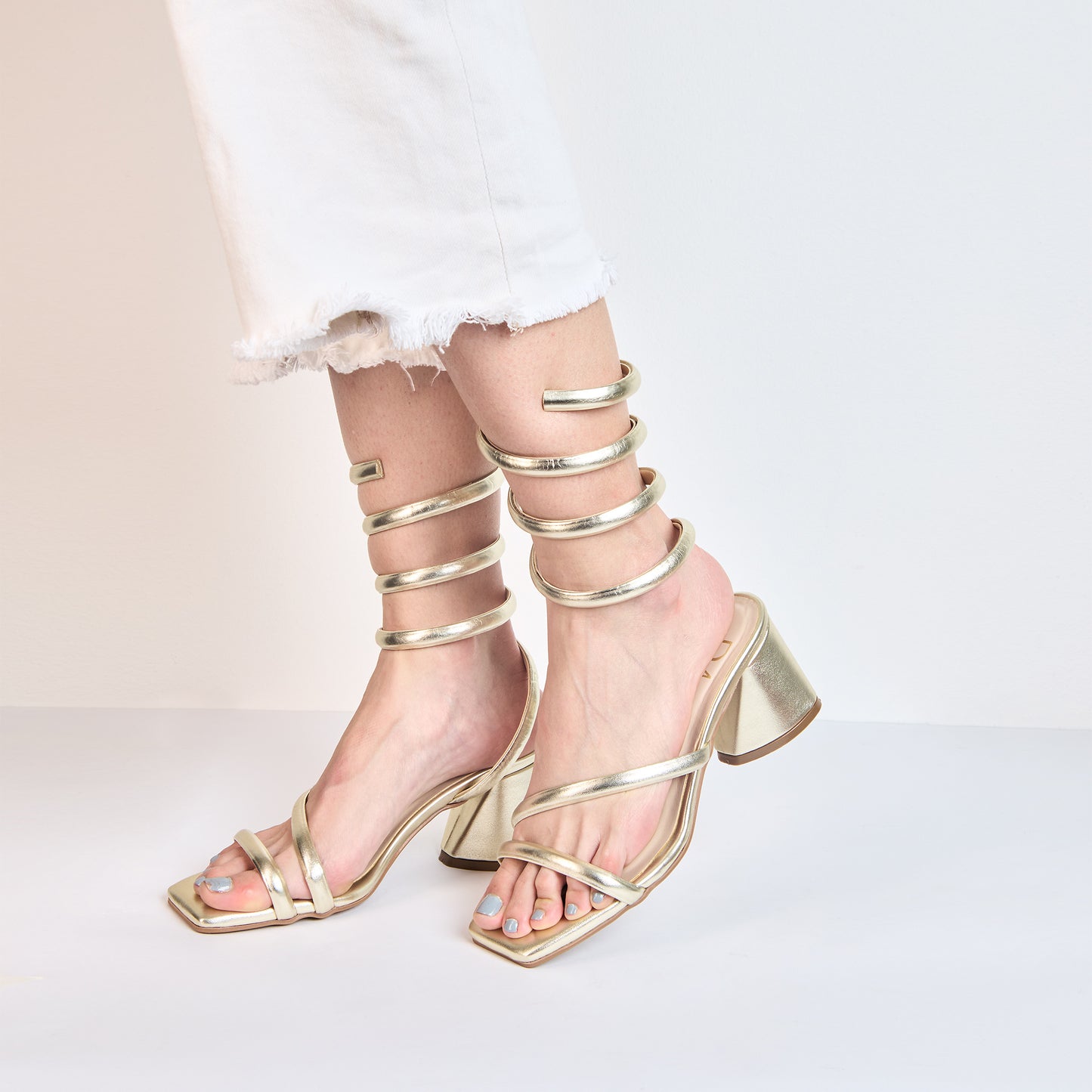 Sandalias Espiral Dorado